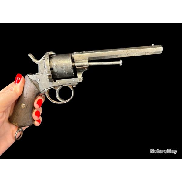 REVOLVER TYPE LEFAUCHEUX cal. 9mm � broche