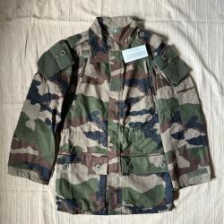 Veste militaire T4 NEUVE - 80M