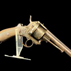 Revolver &agrave; broche type Lefaucheux cal. 12mm &agrave; broche