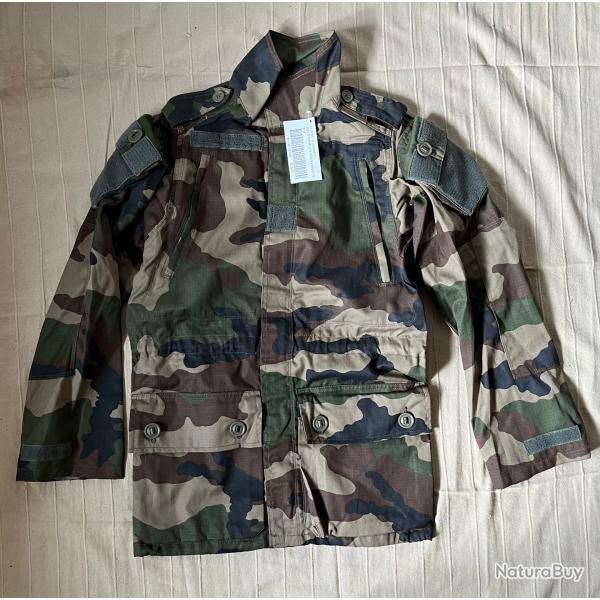 Veste militaire T4  �t� NEUVE - 80M