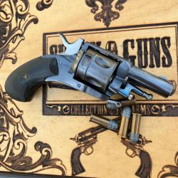 PUPPY POIN&Ccedil;ON POUDRE VIVE .320 proche du neuf, canon et m&eacute;canique excellents.