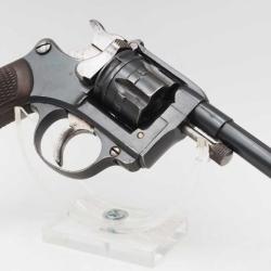 REVOLVER MOD&Egrave;LE 1892 FABRICATION CIVIL G.J. &Agrave; SAINT-&Eacute;TIENNE CALIBRE 8x27R / 8MM 92 - France XIX&egrave; Cat
