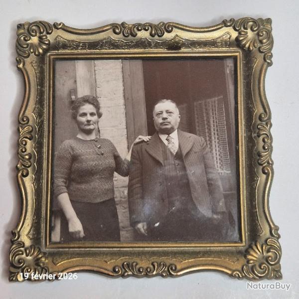 Petit cadre photo en alliage  � mettre au mur, style ancien