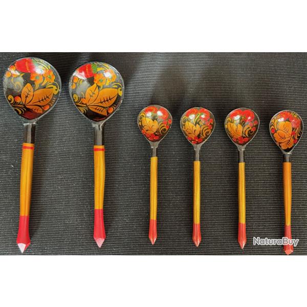 Cuillers en bois russes