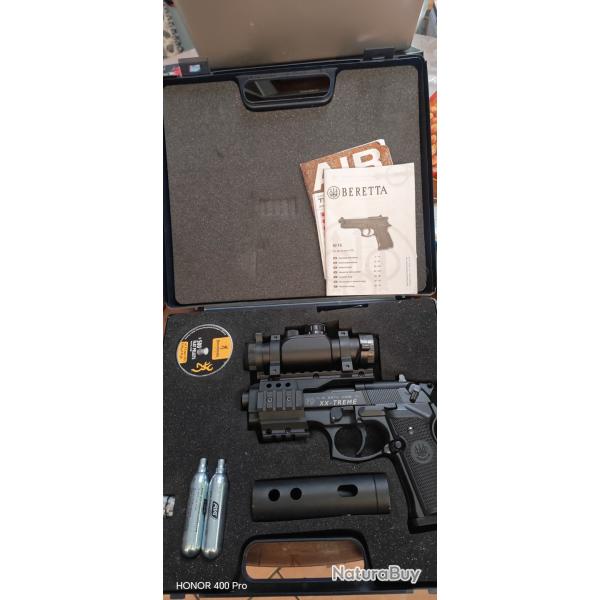PISTOLET A PLOMB BERETTA M92FS HAUT DE GAMME XXTREME  UMAREX DANS SA MALETTE ORIGINE ET SES ACCESSOI