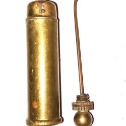 ancienne bouteille d'huile en laiton WW1