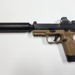 Pistolet FN HERSTAL FN 502 Tactical Bi-Tone Black/FDE - 22Lr  + holosun HS407K  plus A-TEC wave