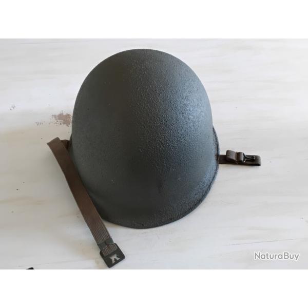 Coque de casque fran�ais mod�le 1951