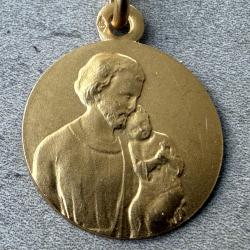 M&eacute;daille religieuse neuve or 9 carats - Saint Joseph - Bapt&ecirc;me