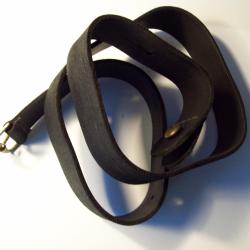 militaria ww1 bretelle de lebel  noire en cuir cot&eacute; chair poilu 14/18