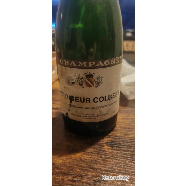 Bouteille champagne vide lance missile Croiseur Colbert