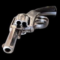 Rare revolver THE AMERICAN Double Action - Calibre 320 - Cat&eacute;gorie D