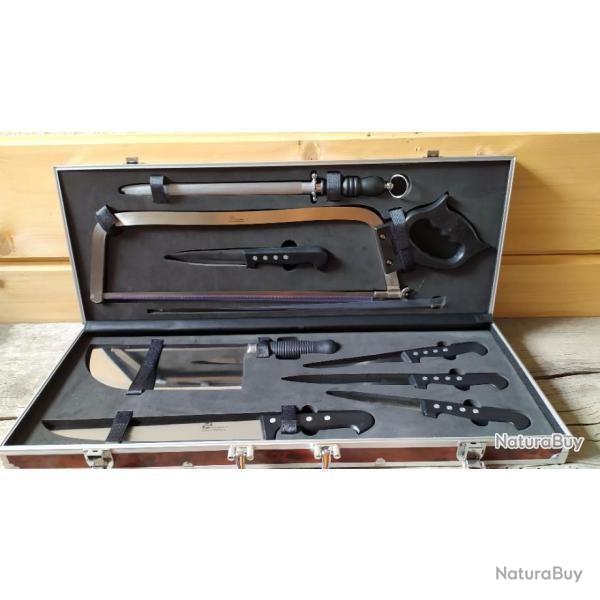 VALISE DE CHASSEUR PROFESSIONNELLE LOT 8 PIECES 1 FUSIL + 1 SCIE + 1 COUPERET 1 (0988)