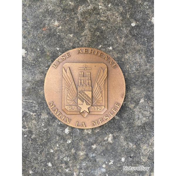 M�daille de table en bronze. Base A�rienne 112