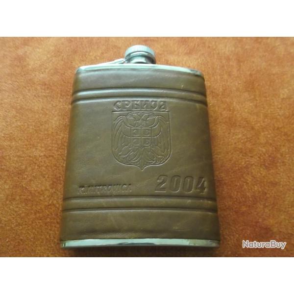 Flasque en cuir marron