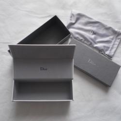 Etui pour lunettes de vue avec sa bo&icirc;te