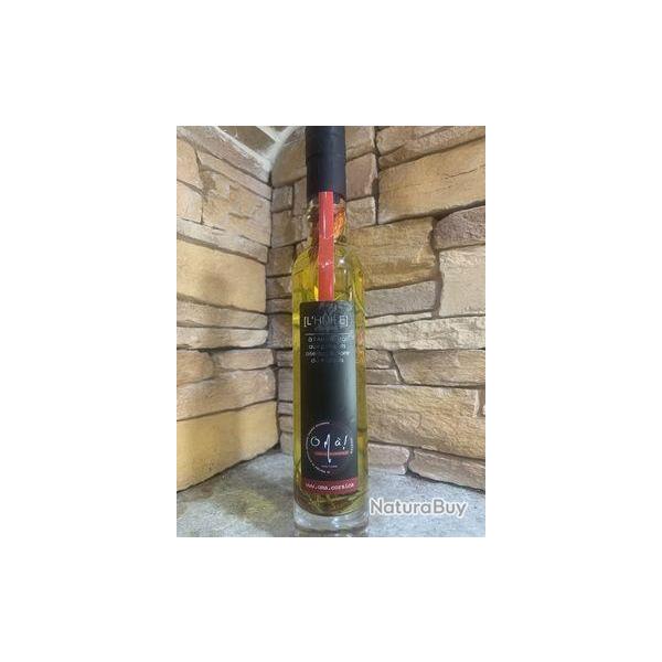 Huile � l'arrabiata, aux piments oiseaux et Flore du maquis