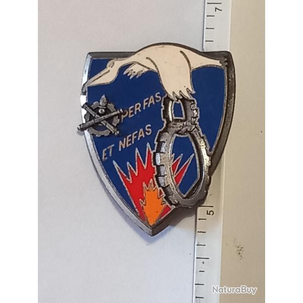 Insigne du 8�me r�giment du mat�riel (8�me RM)