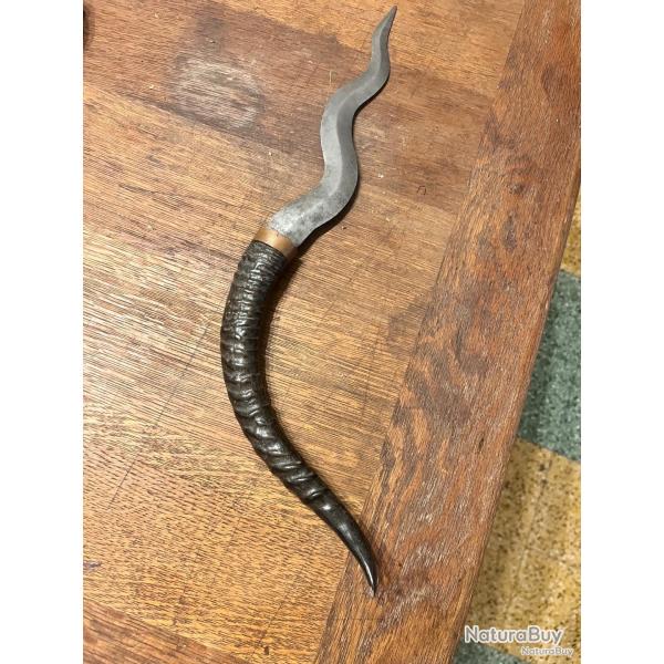 Authentique kriss ethnique -Afrique