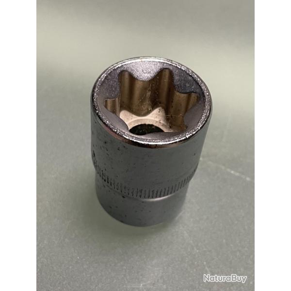 DOUILLE TORX FEMELLE E20