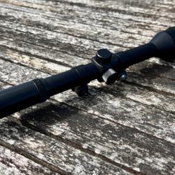 Lunette 4 X 28 Electro-Point avec montage base 11mm