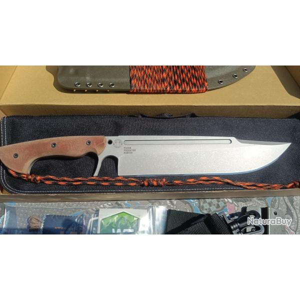 �norme et rare Couteau Wtg puzon predator hunter A6 max inoxydable, introuvable !!! dernier en stock