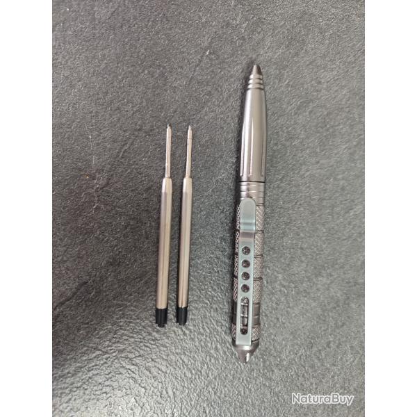 Stylo tactique de d�fense et brise vitre