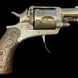 revolver calibre 320 simple et double action.