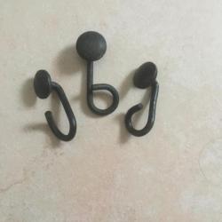 Crochets pour brelage fran&ccedil;ais