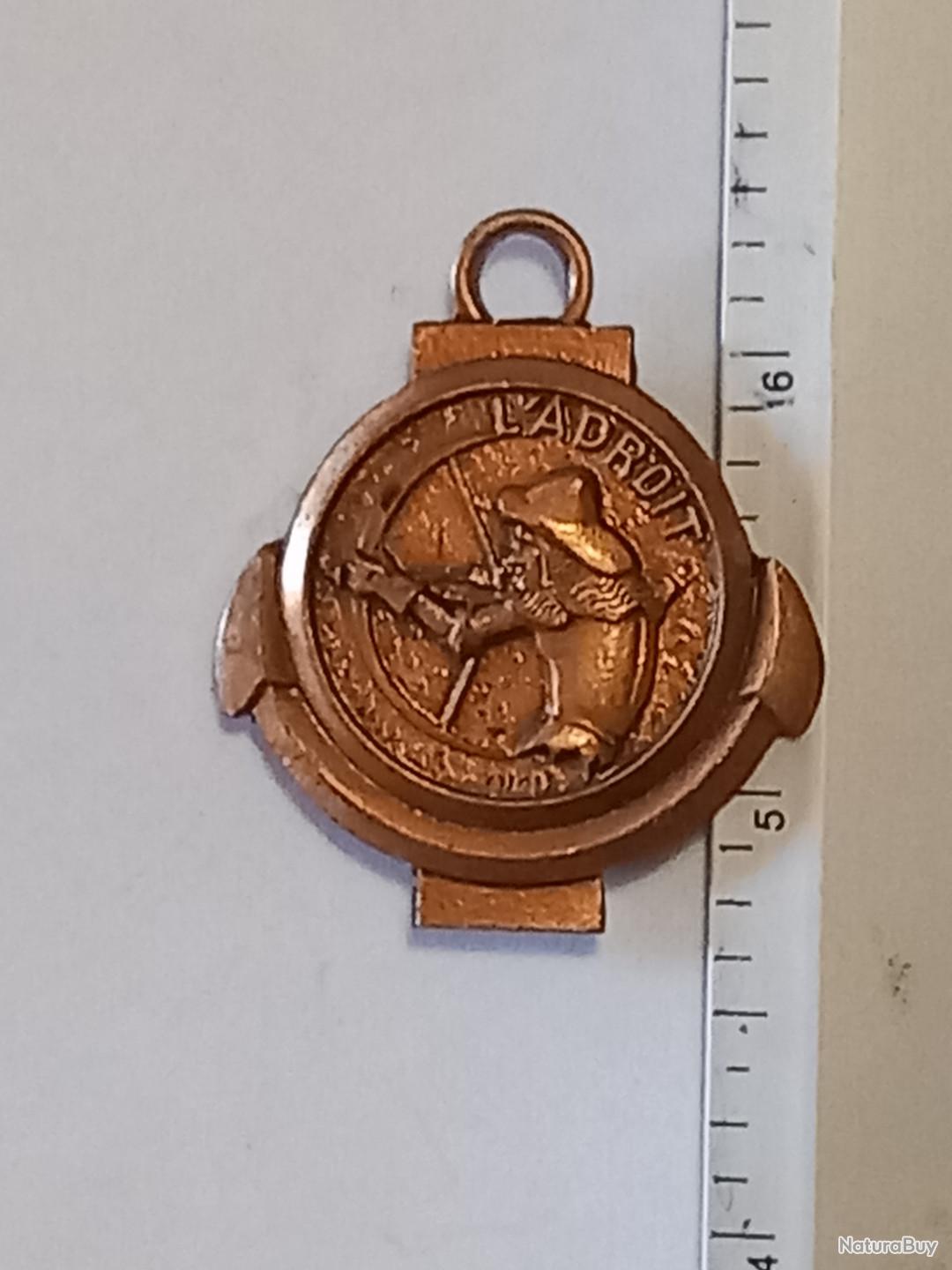 Insigne Miniature Marine - Escorteur SÉNÉGALAIS - Augis - Émail - Fabrication Française