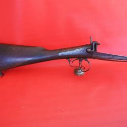 Ancienne crosse de fusil &agrave; broches