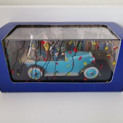 La voiture d'apparat de Tintin en Am&eacute;rique Moulinsart 1/43 neuve