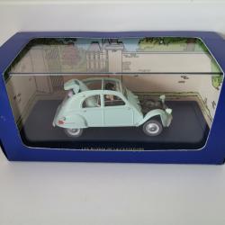 La 2CV emboutie des Bijoux de la Castafiore Tintin 1/43 neuve