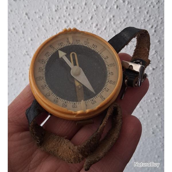 BOUSSOLE DE POIGNET MILITARIA SOVI�TIQUE ANN�ES 60/70 URSS CCCP