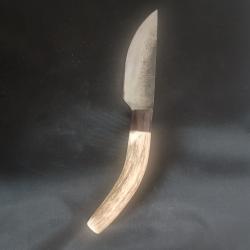 Couteau artisanal  manche bois de renne