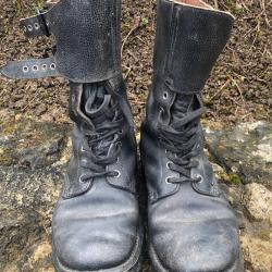 RANGERS  brodequins T 41 authentiques Arm&eacute;e Fran&ccedil;aise cuir gothique chasse  1977