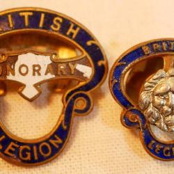 W/| D - lot de deux insignes britanniques WWII BRITISH LEGION - WWII
