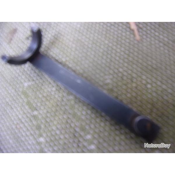 extracteur 12 mm 52 mm de long.