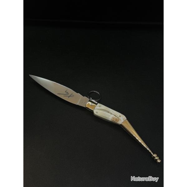 TRABUCAYRE Catalan d�fense de phacoch�re