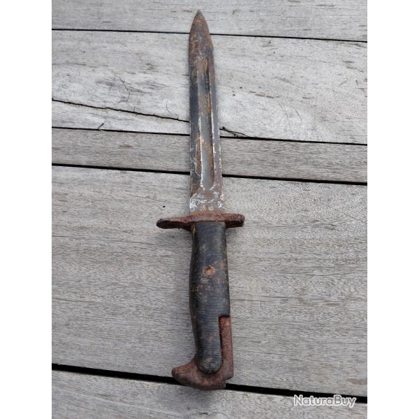 Ba�onnette Am�ricaine Garand M1 UC US   dans son jus, sortie de grenier  sans le fourreau