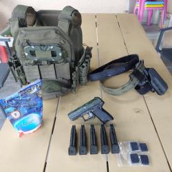 Lot usp compact marui , gilet et ceinture tactique