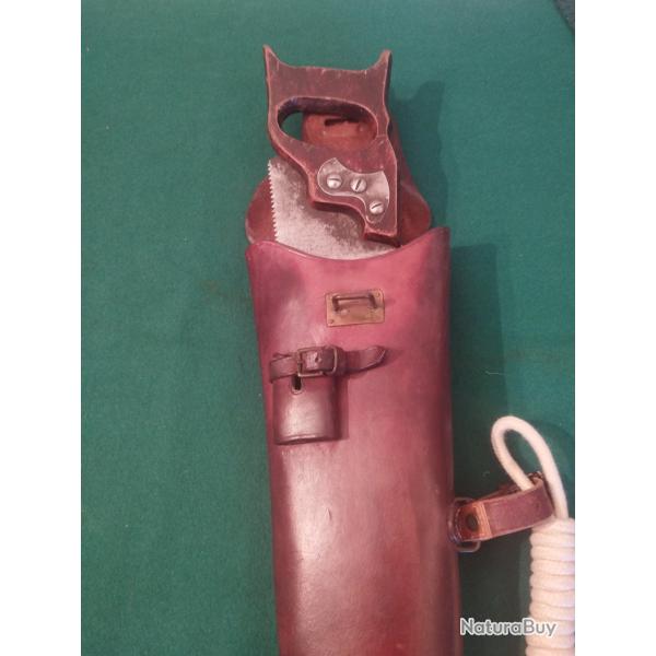 �tui � outils et porte-ba�onnette d'un soldat du Corps exp�ditionnaire portugais en France, Premi�re