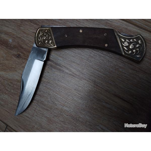 Couteau L�OPARD Manche en Bois avec son �tui cuir