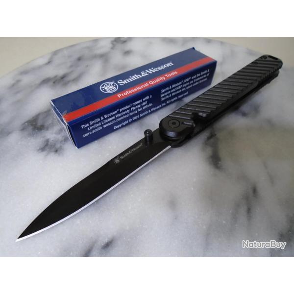 Couteau Smith&Wesson Executive Lame Dague Spear Point Acier 7Cr13 Noire Manche Alu Linerlock Clip 01