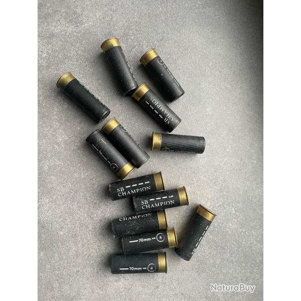 Lot de 13 cartouches calibre 12/70 bourres � jupe plomb num�ro 4