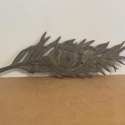 Palme comm&eacute;morative en bronze sign&eacute;e Henri Bargas