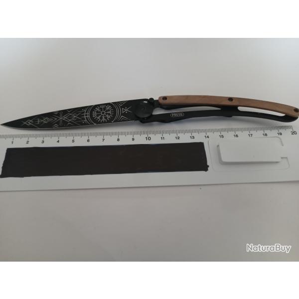 Couteau deejo triibal viking