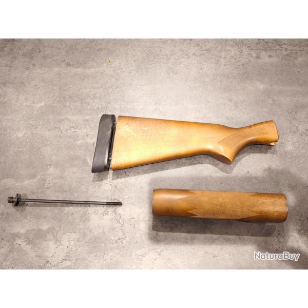 Crosse + garde-main ( pompe ) 870 remington.