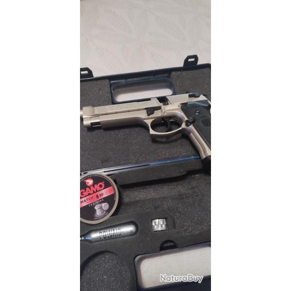 Beretta M92 FS UMAREX Full m�tal Nickel� Cal 4.5 Mm 177 Plombs