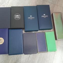 10 Boites m&eacute;dailles (vides)